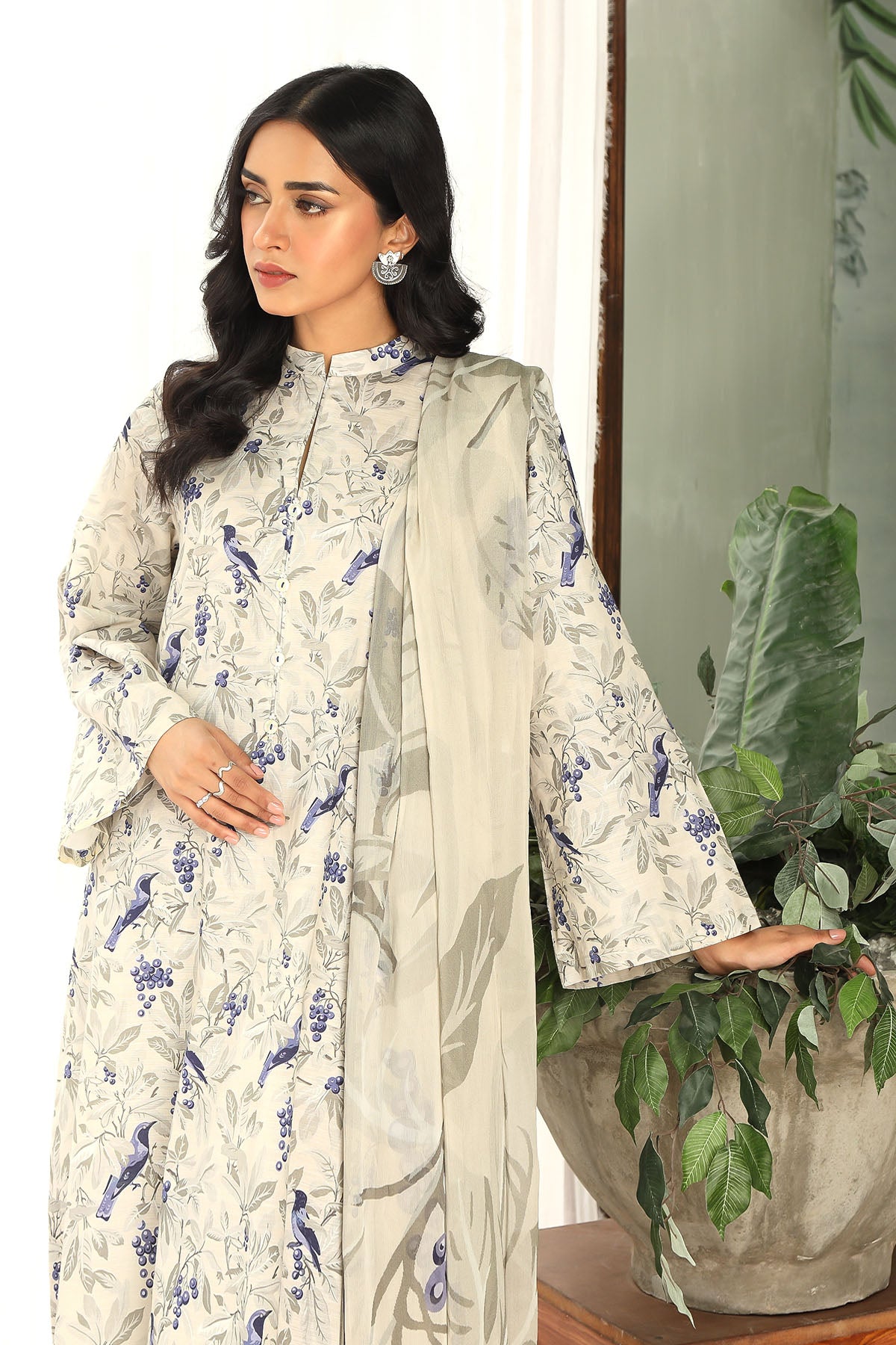 3 Piece Printed Slub Khaddar Unstitched Suit  (DU0418)