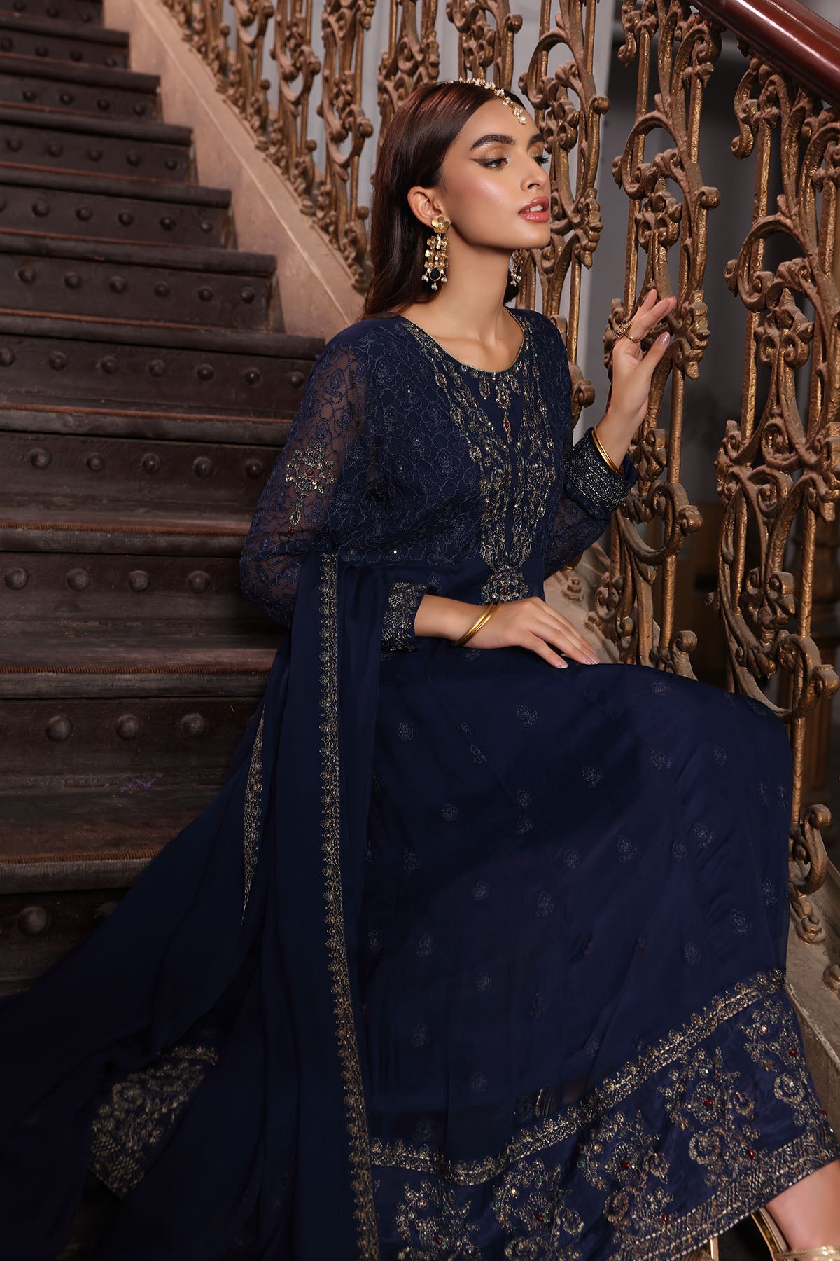 3 Piece Chiffon Embroidered Suit (AW0011)