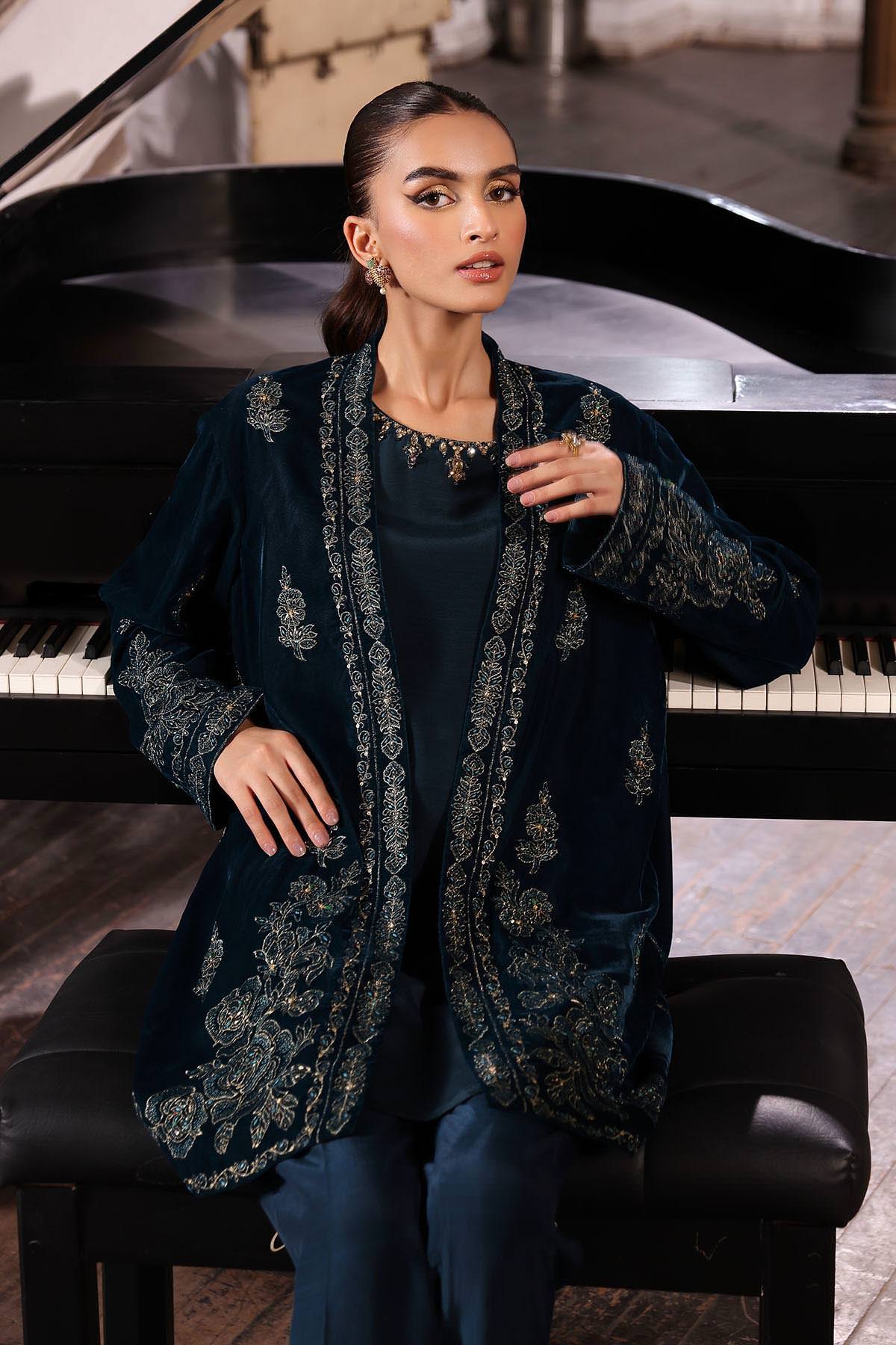 3 Piece Velvet Embroidered Suit (AV0023)