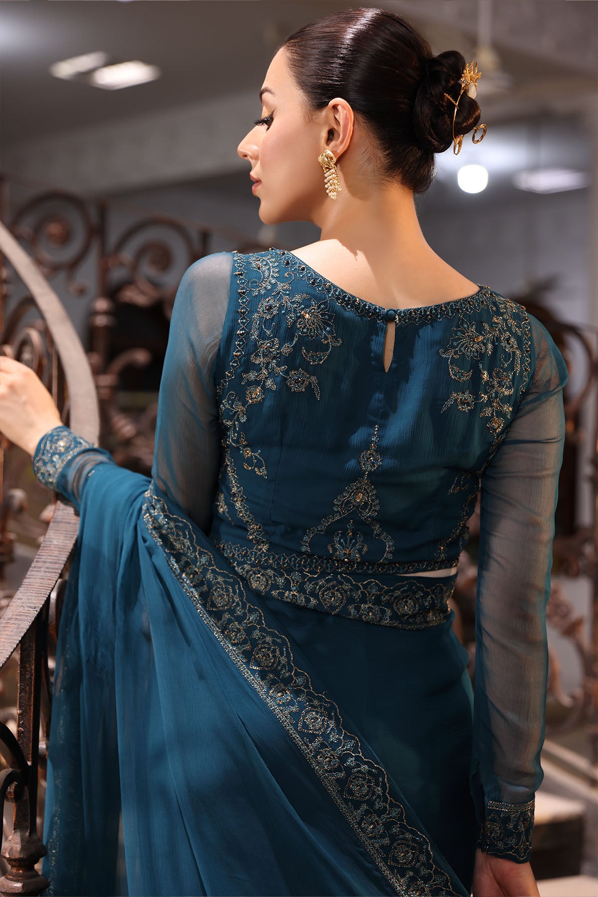 3 Piece Chiffon Embroidered Suit (AW0007)