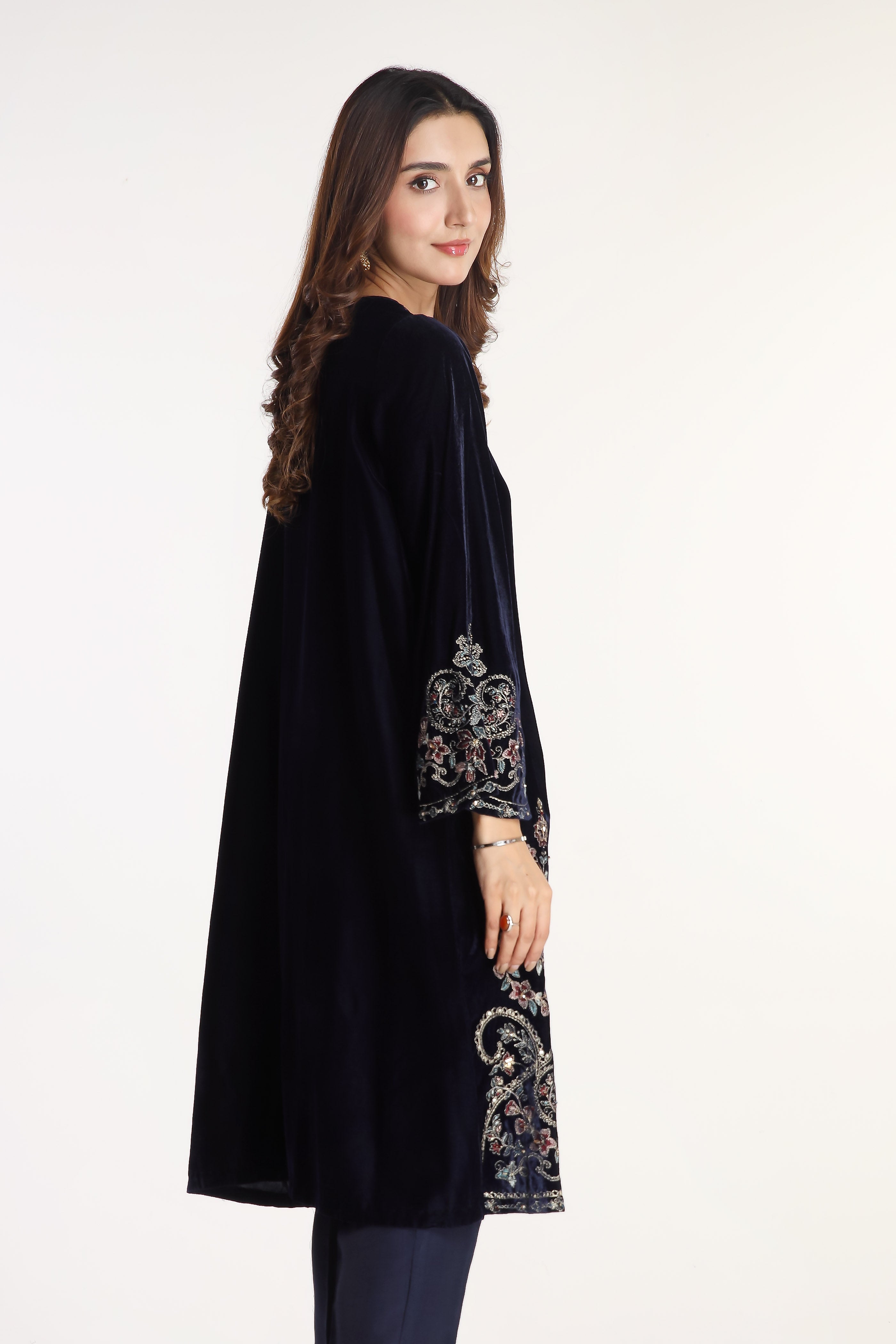 2 Piece Velvet Embroidered Suit (AV0015)