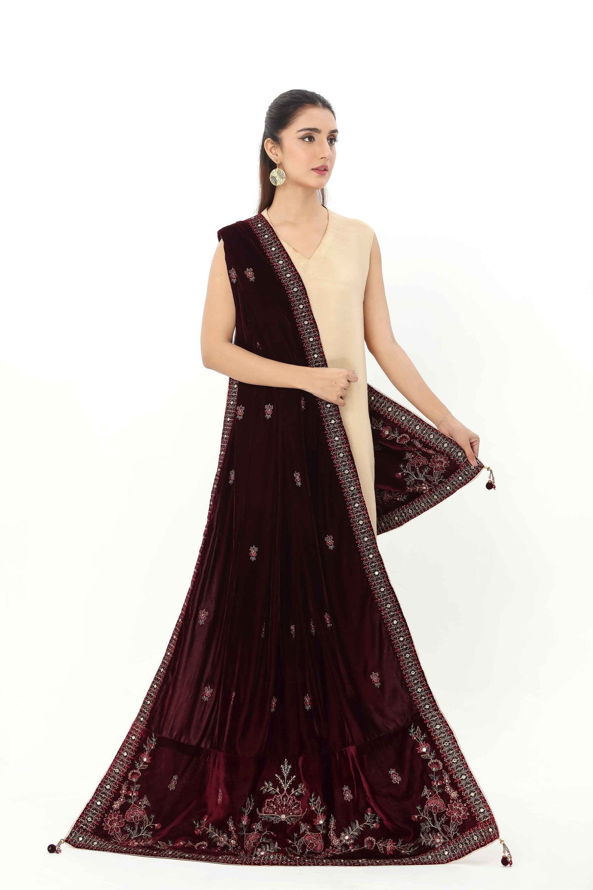 1 Piece Velvet Embroidered Shawl (AV0024)