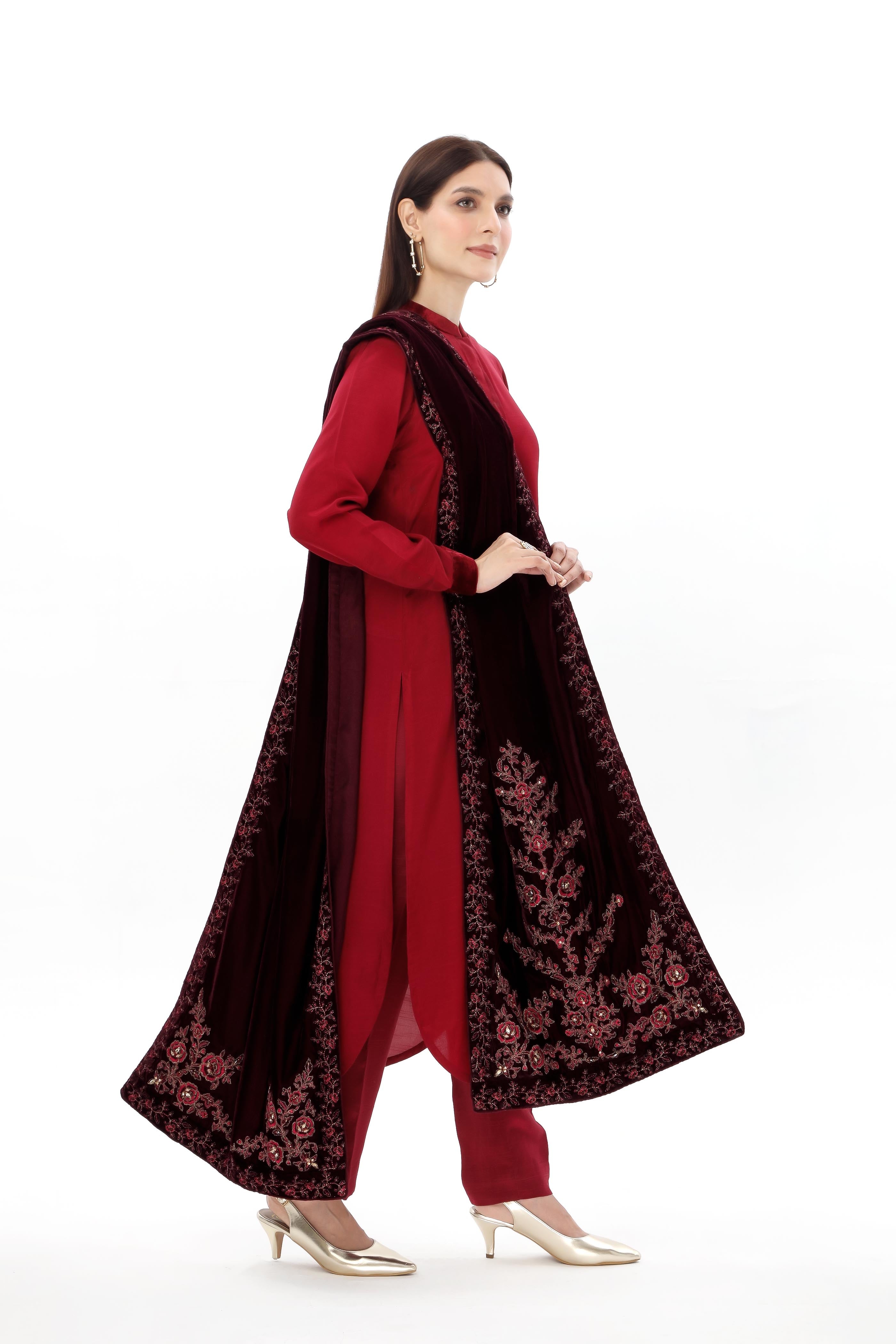 1 Piece Velvet Embroidered Stole (AV0030)