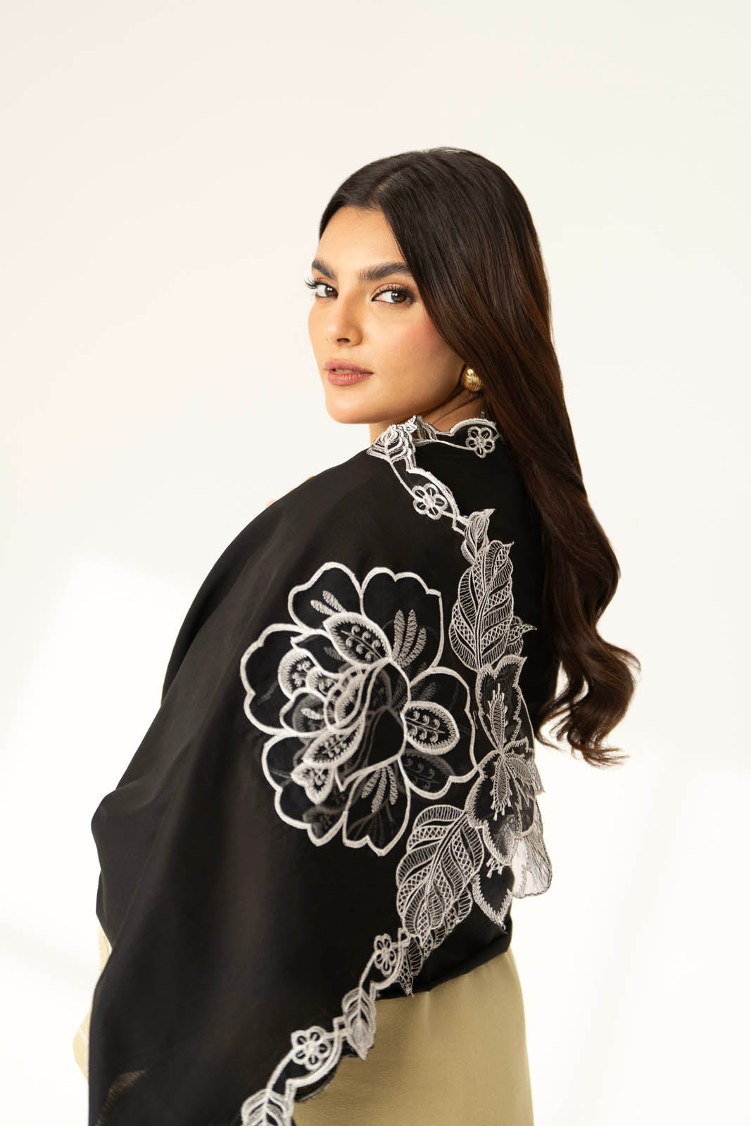 1 Piece Lawn Embroidered Shawl (BS0053)