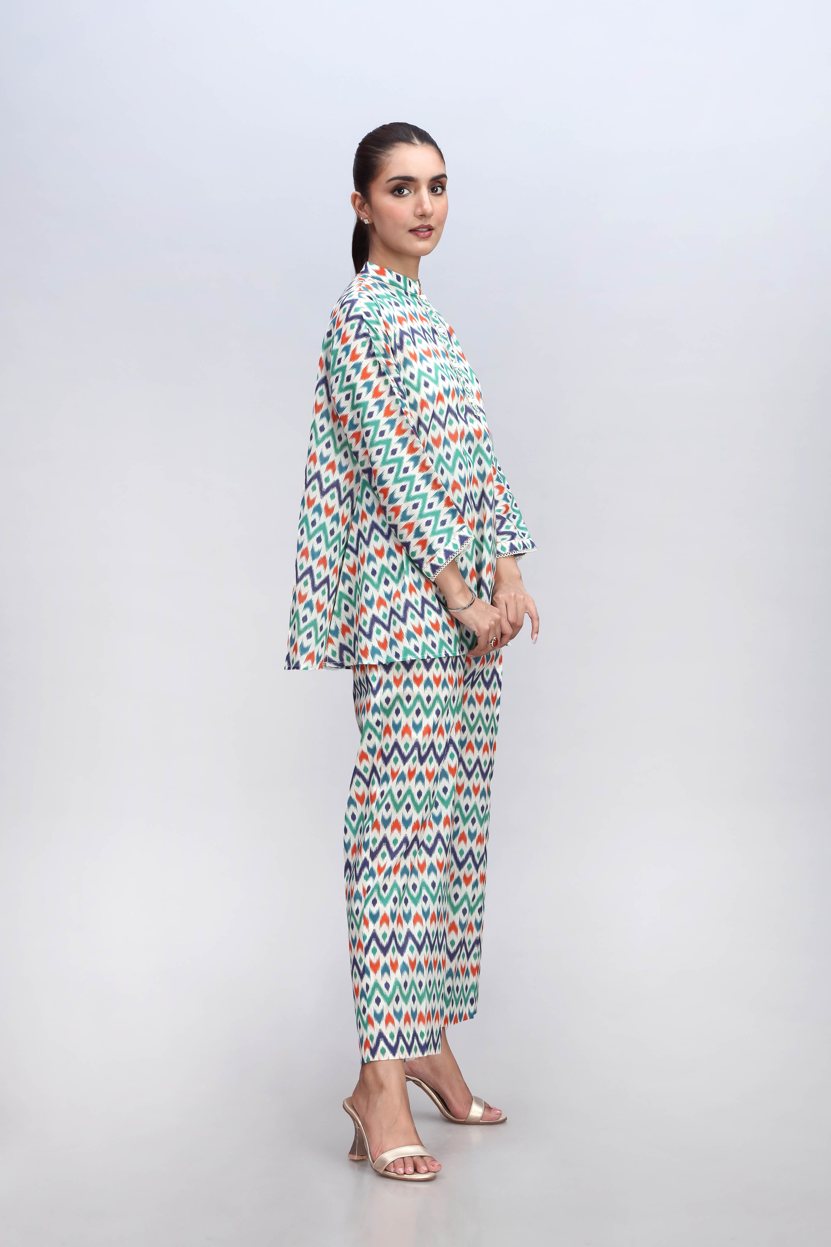 2 Piece Lawn Printed Suit (BZ0056)