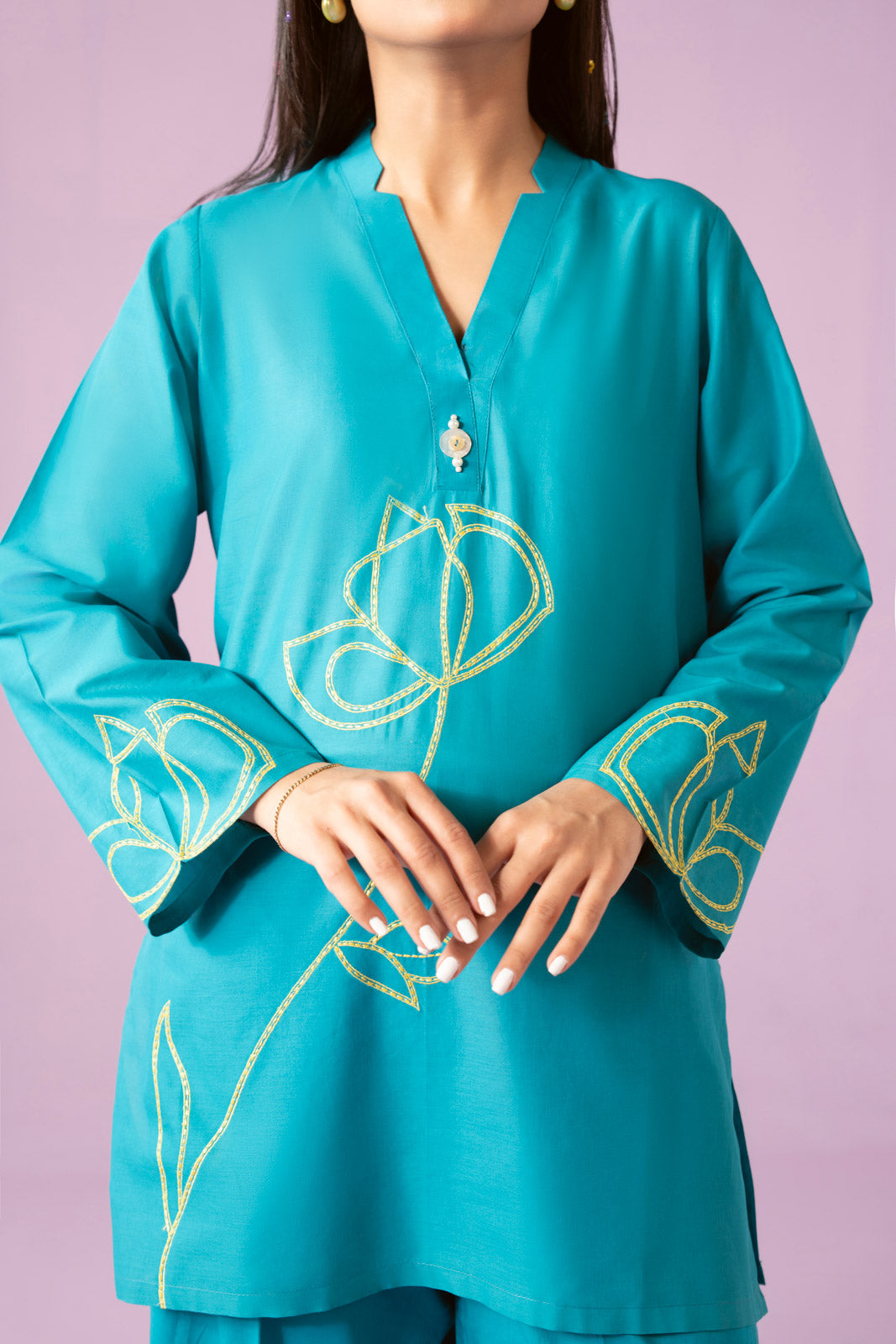 2 Piece Lawn Embroidered Suit (CF0124)