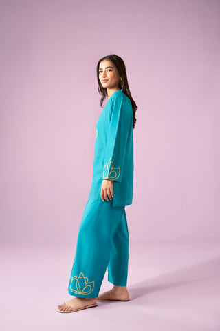 2 Piece Lawn Embroidered Suit (CF0124)