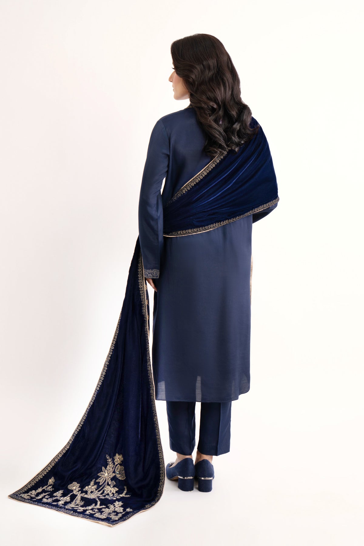 1 Piece Blue Embroidered Stole (AV0037)