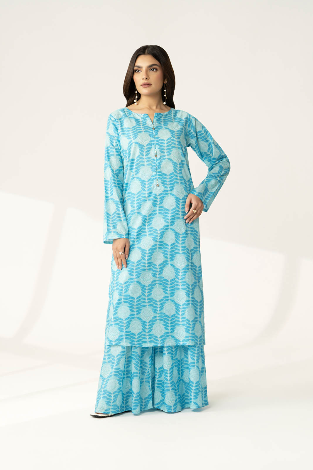 2 Piece Printed Lawn Printed Suit (PD1328)