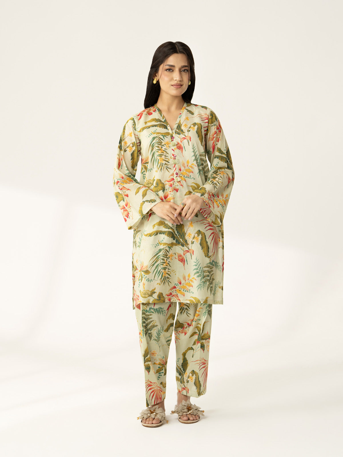 2 Piece Printed Lawn Printed Suit (PD1340)