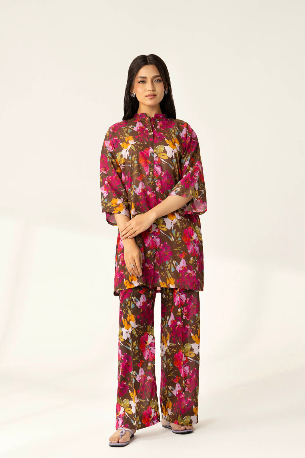 2 Piece Printed Lawn Printed Suit (PD1329)