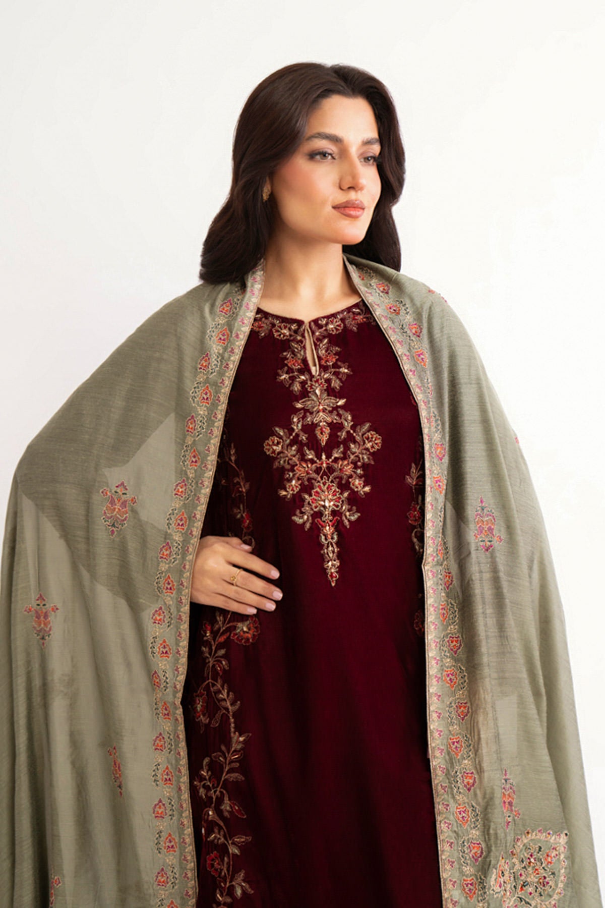 1 Piece Pistacio Green Embroidered Shawl (AA5454)