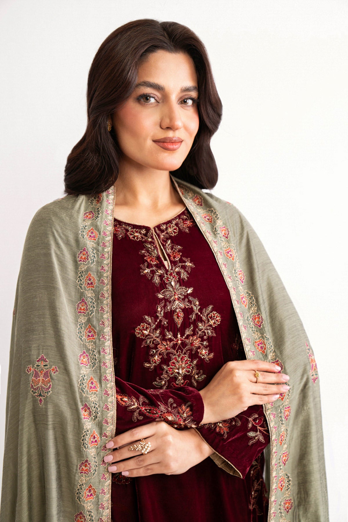 1 Piece Pistacio Green Embroidered Shawl (AA5454)