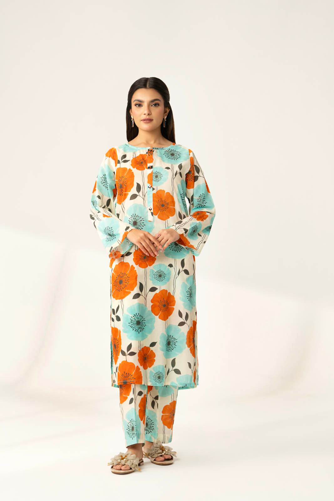 2 Piece Printed Lawn Printed Suit (PD1333)