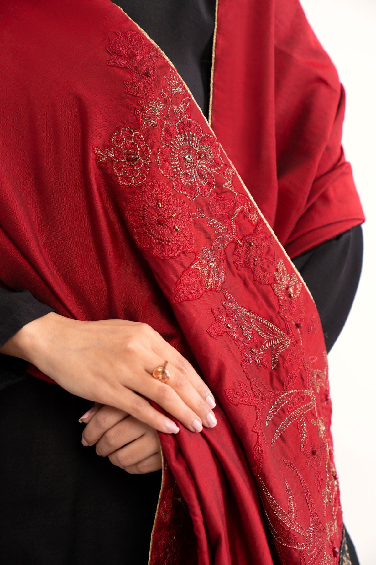 1 Piece Maroon Embroidered Shawl (AA5453)