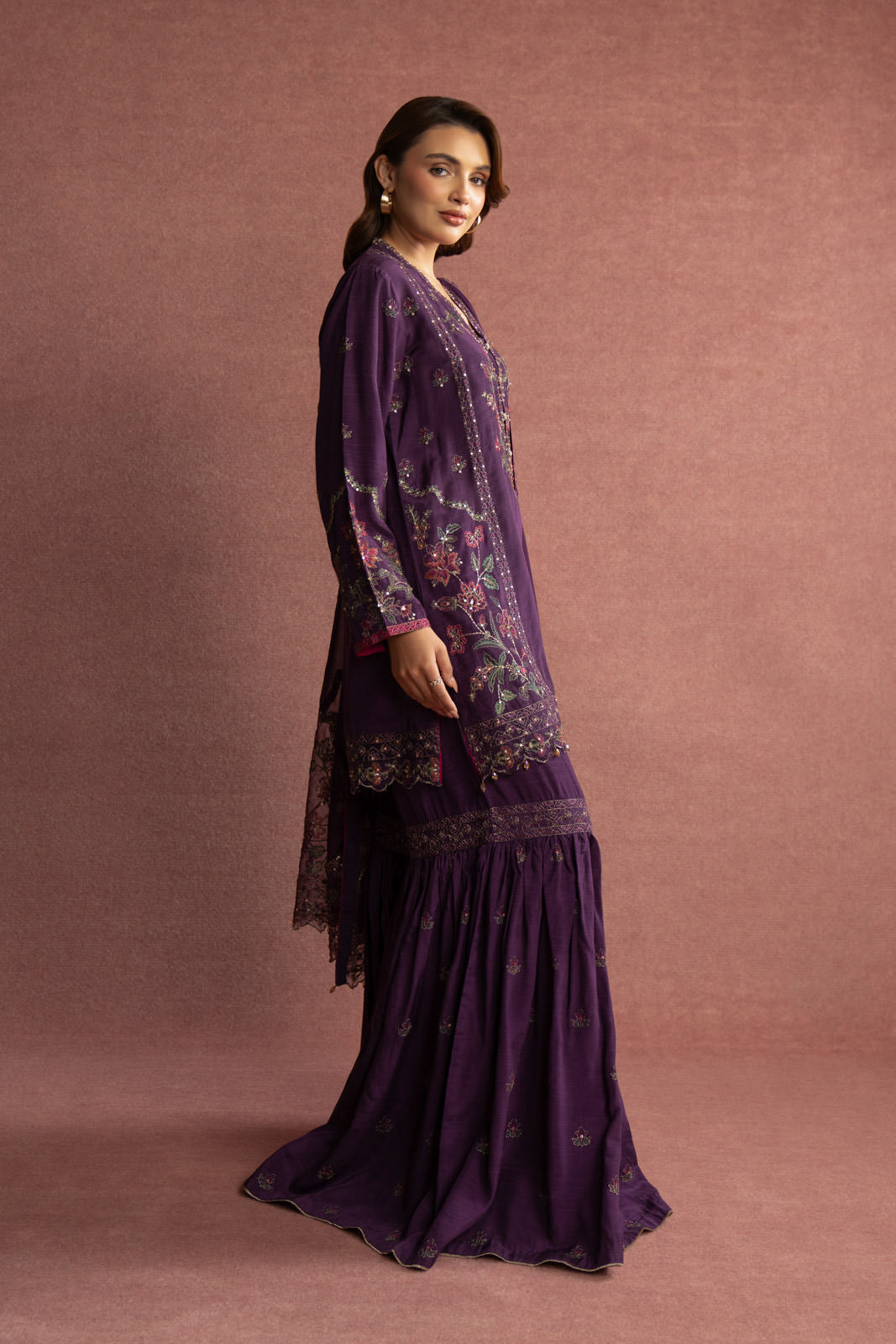 3 Piece Purple Embroidered Suit (AW0013)