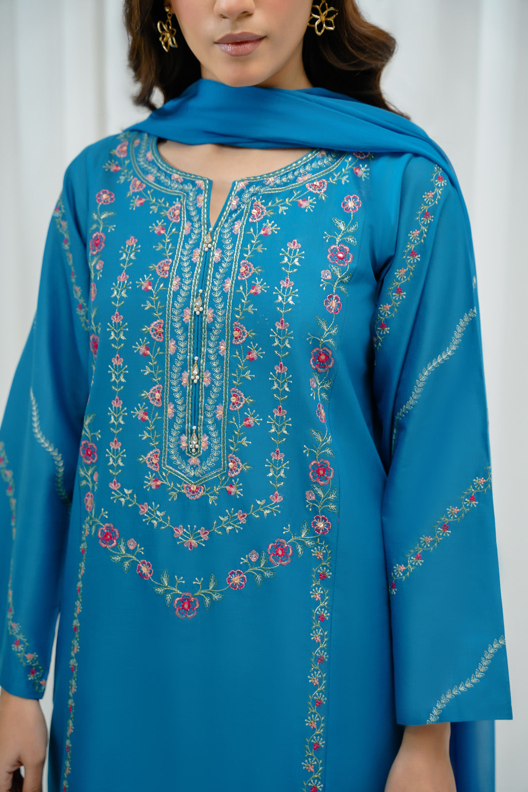 3 Piece Lawn Embroidered Suit (CS0003)