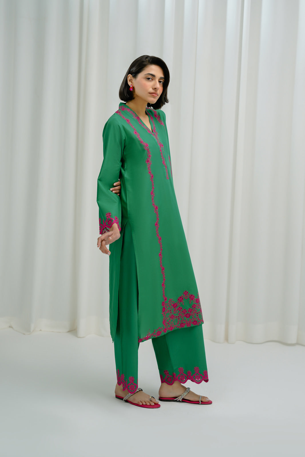 2 Piece Lawn Embroidered Suit (BA0151)