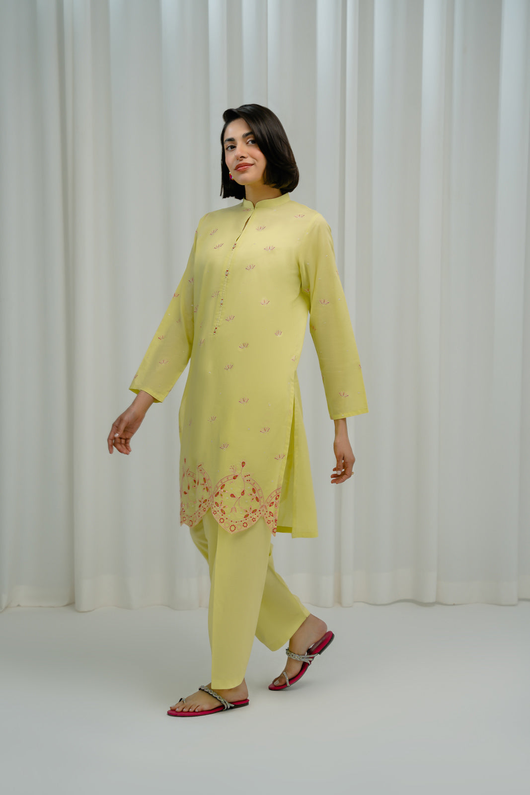 2 Piece Lawn Embroidered Suit (BA0148)