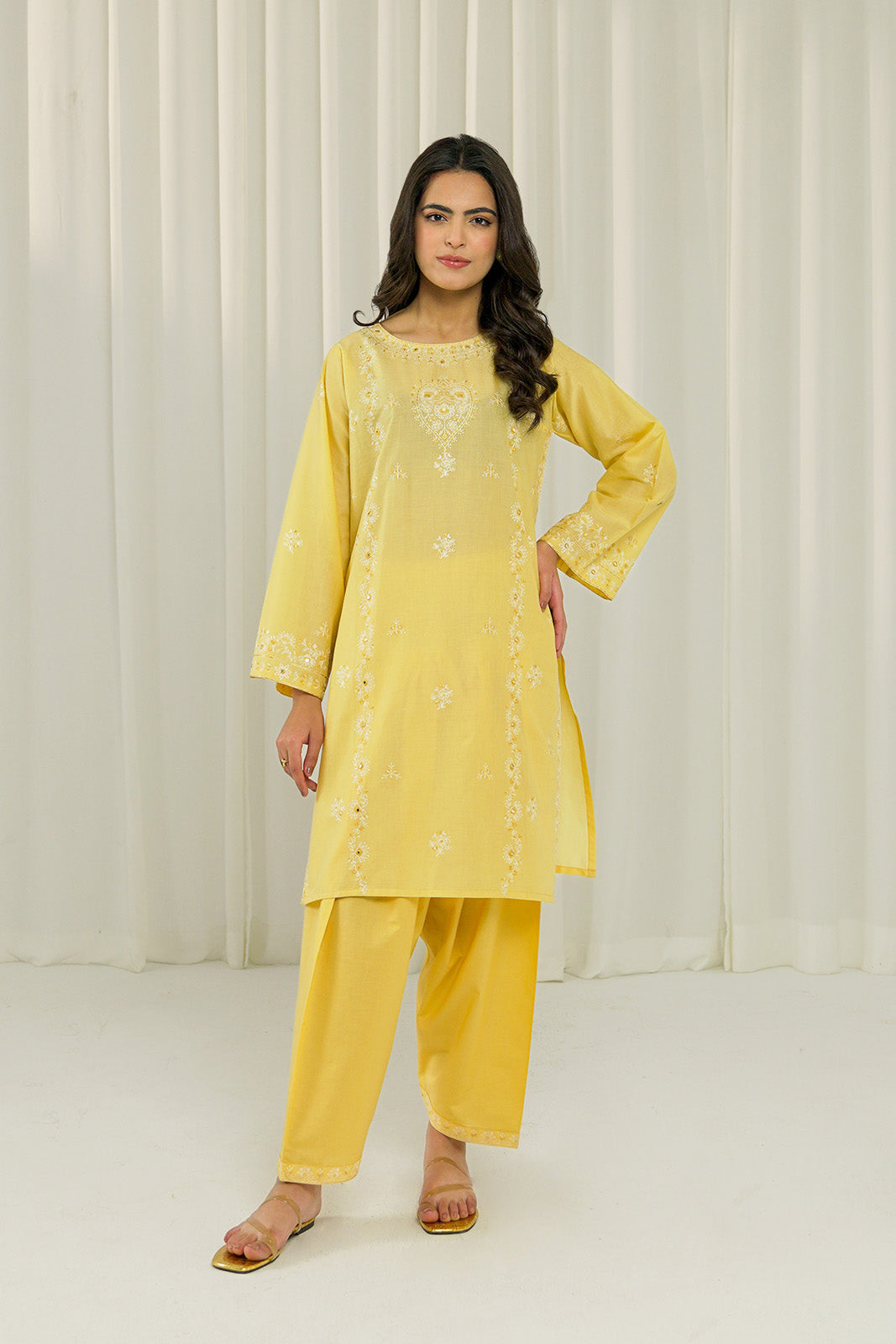 2 Piece Lawn Embroidered Suit (BA0143)