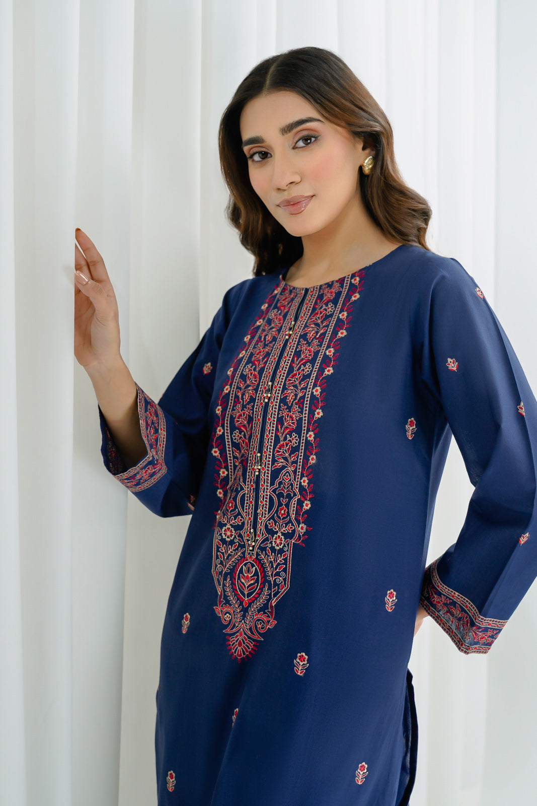 2 Piece Lawn Embroidered Suit (BA0153)