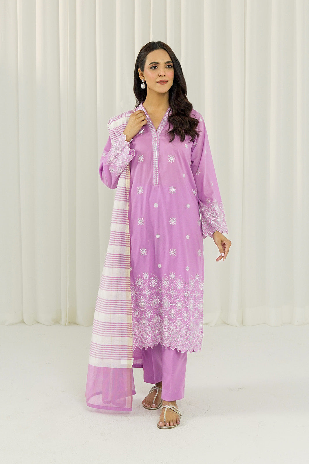 3 Piece Lawn Embroidered Suit (CS0042)