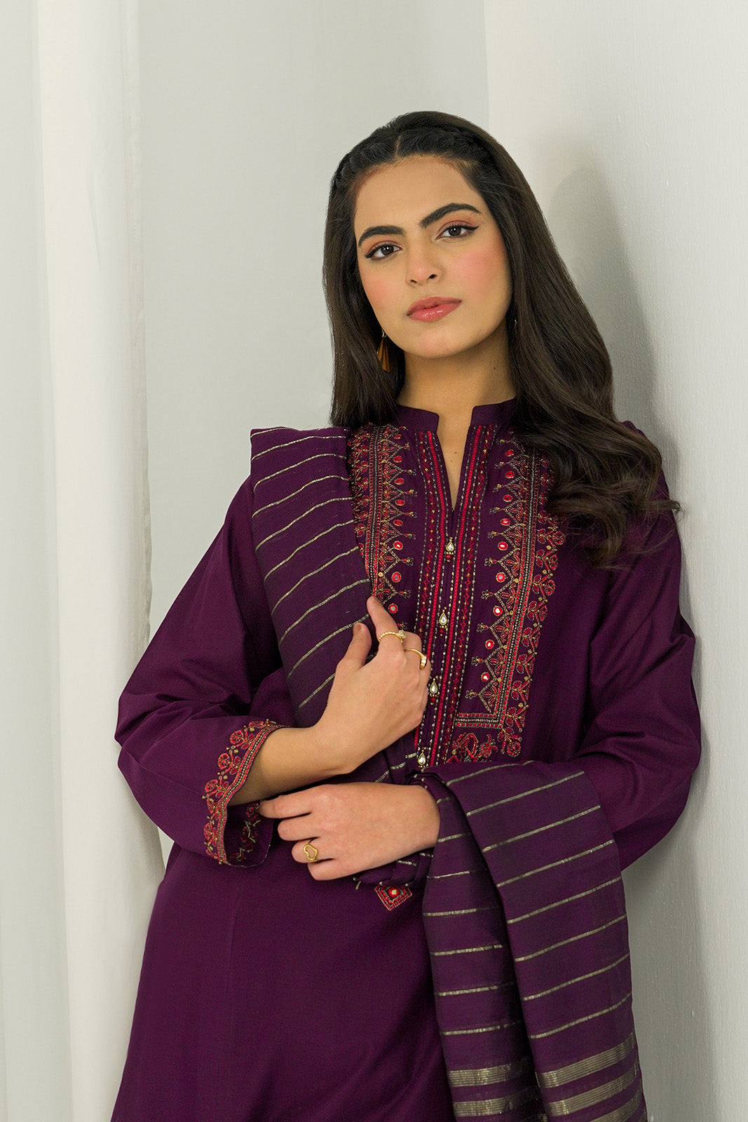 3 Piece Lawn Embroidered Suit (CS0006)