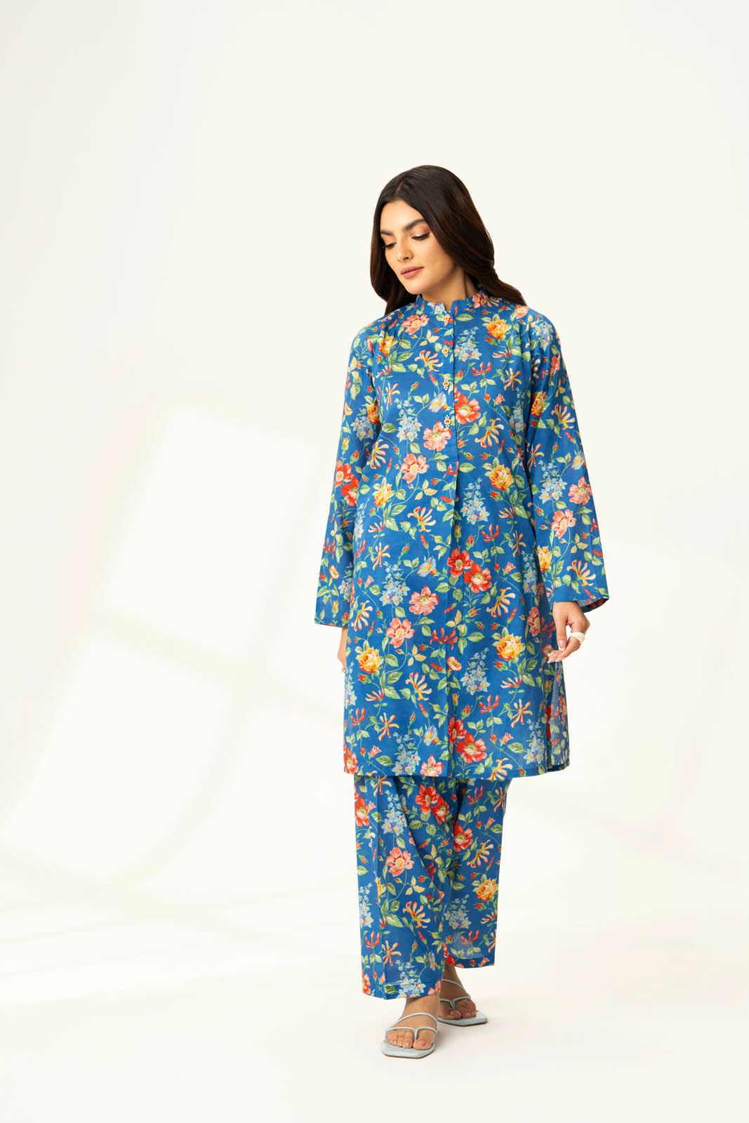 2 Piece Printed Lawn Printed Suit (PD1354)