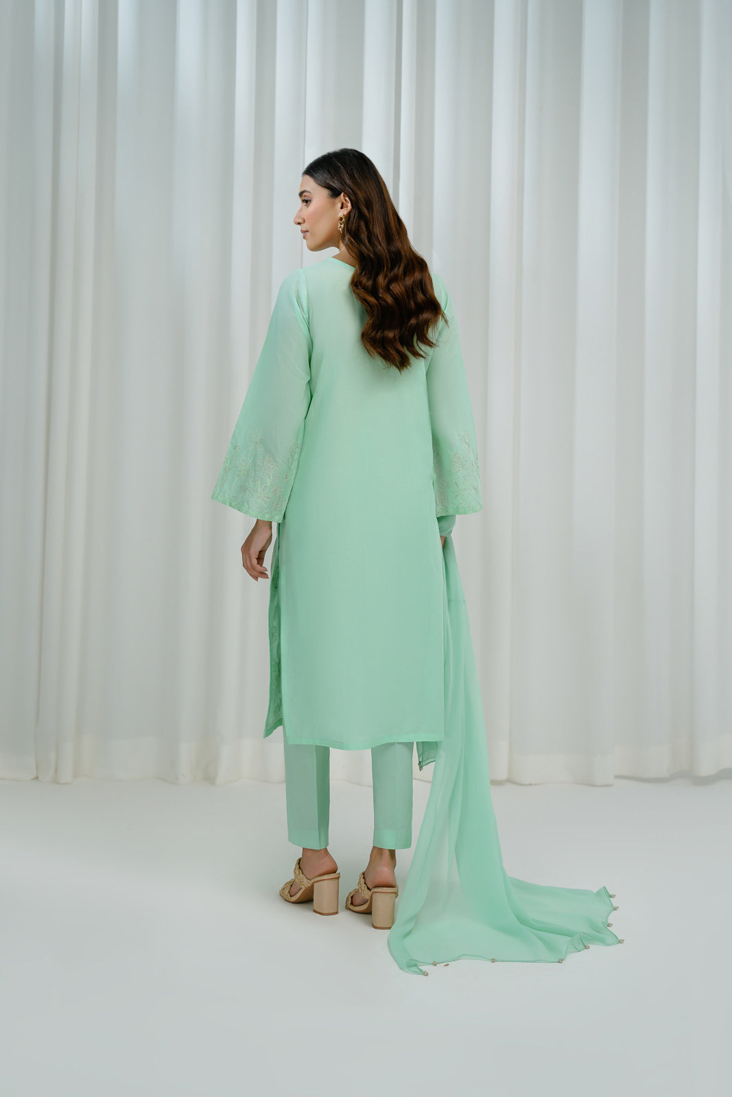 3 Piece Lawn Embroidered Suit (BA0139)