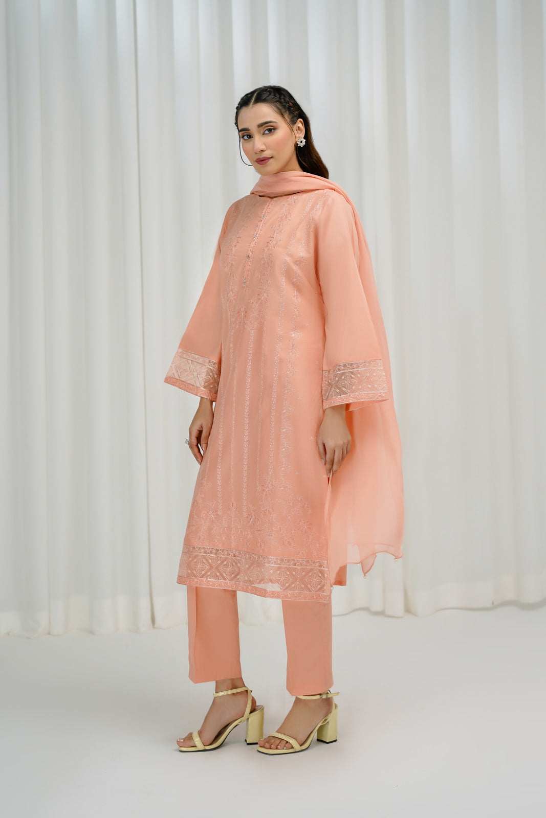 3 Piece Lawn Embroidered Suit (BA0156)