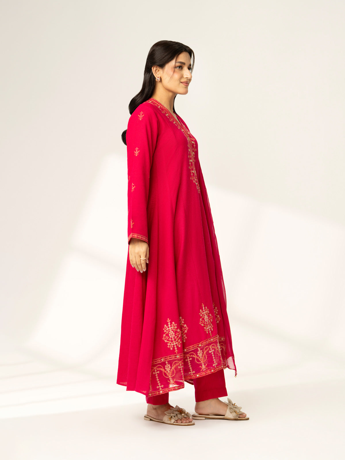 3 Piece Shockingpink Embroidered Suit (BA0133)