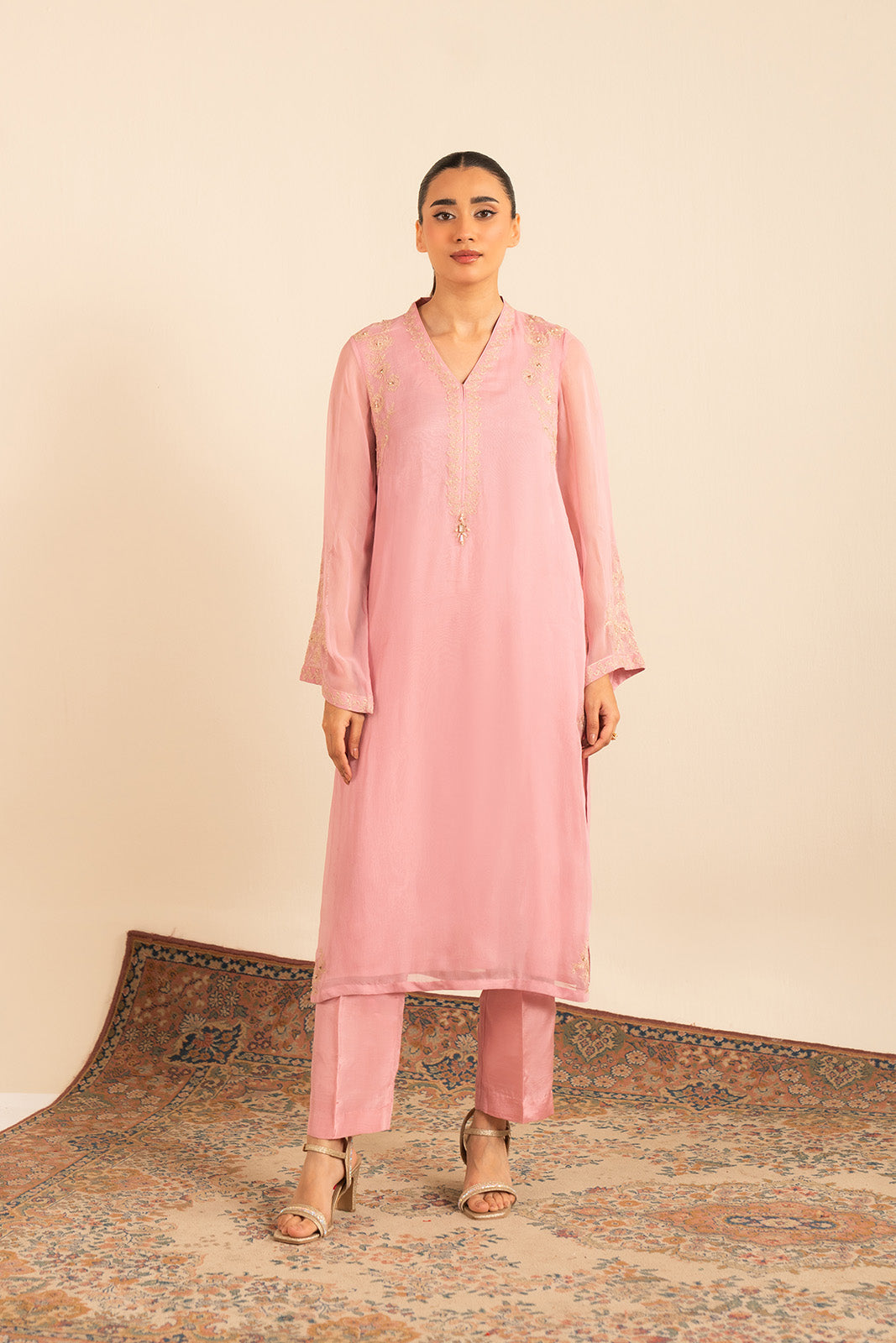 2 Piece Chiffon Embroidered Suit (FS0016)