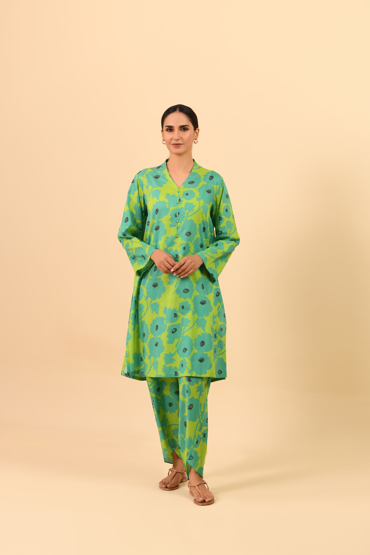 2 Piece Unstitched Printed Lawn Suit (UC0010)