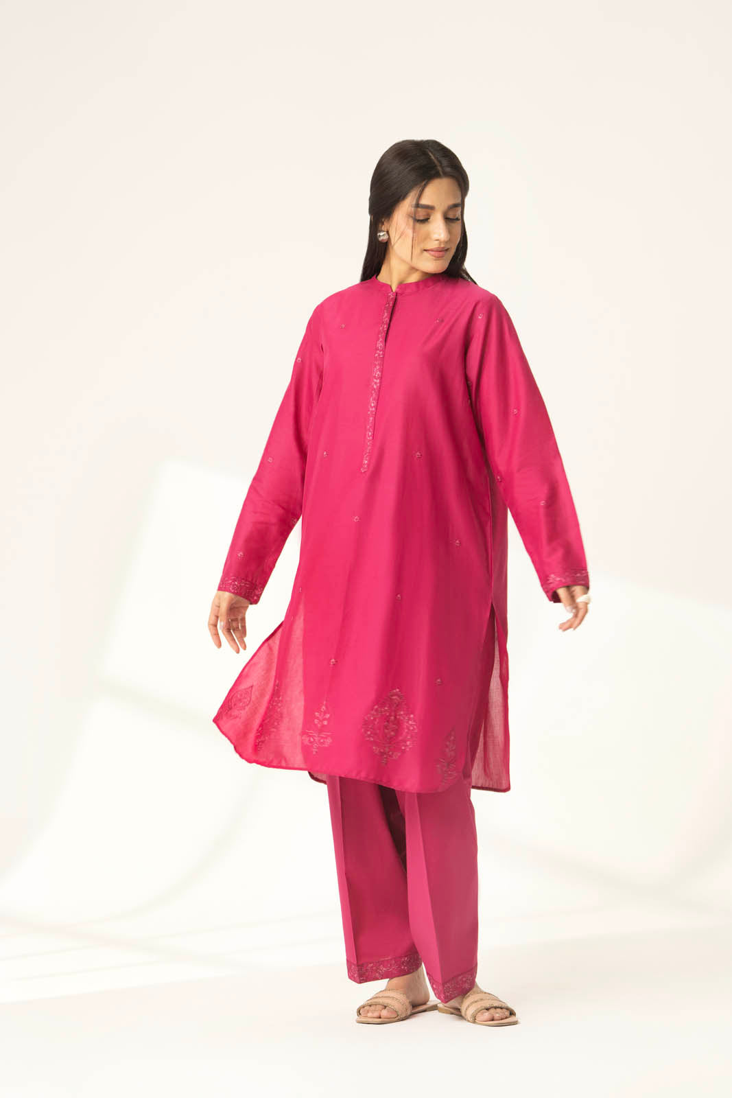 2 Piece Lawn Embroidered Suit (HB1262)