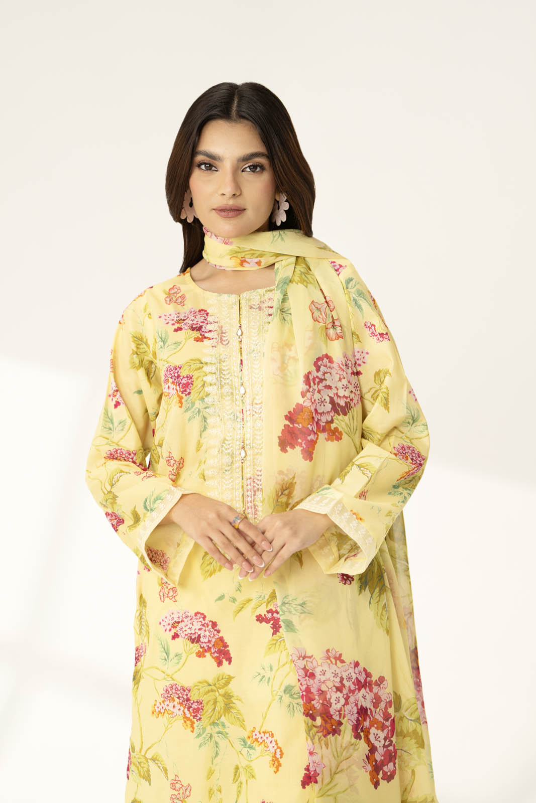 3 Piece Printed Lawn Embroidered Suit (PD1350)